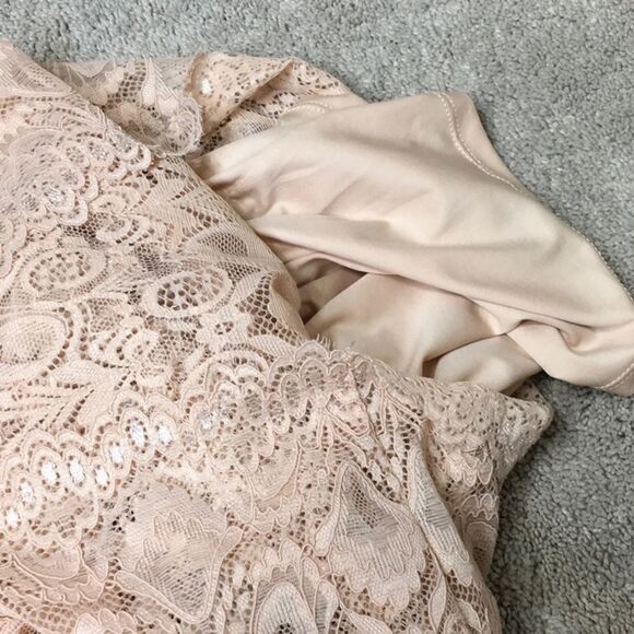 New GUESS blush stretch lace mini dress. NWT - Picture 13 of 16